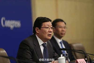 兩會(huì)熱議新環(huán)保法，硅藻泥引領(lǐng)環(huán)保涂料發(fā)展